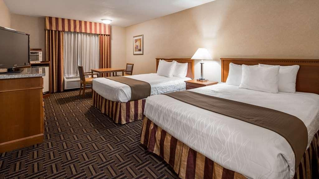 Best Western Norwalk Inn Bagian luar foto